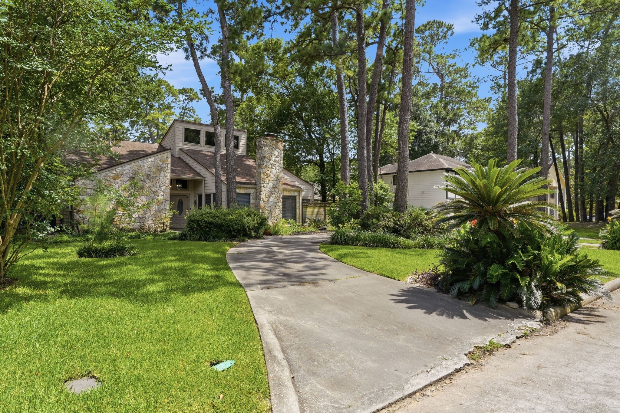 6611 Rippling Hollow Drive Spring, TX 77379 - Photo 3 of 50