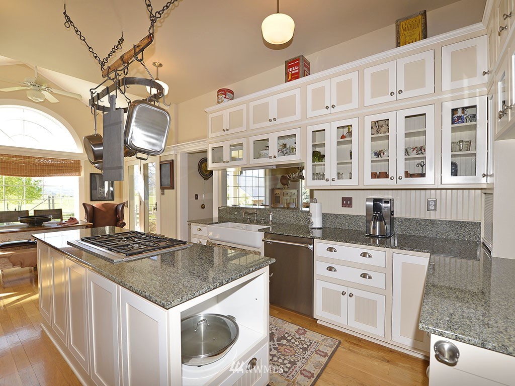 464 F Twisp-Winthrop Eastside Road Winthrop, WA 98862 - Photo 11 of 25 Gallery Image 11