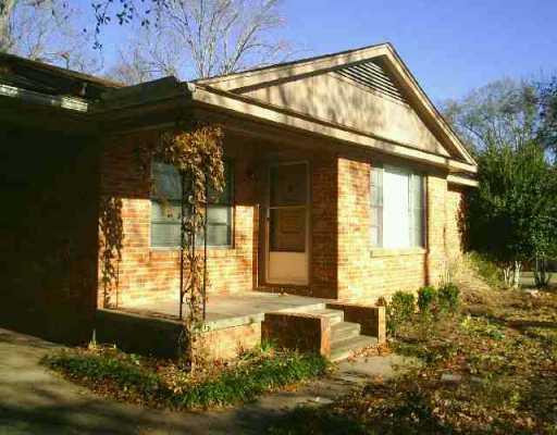 917 Twin Bridges Road Alexandria, LA 71303 - Photo 1 of 5 Gallery Image 1