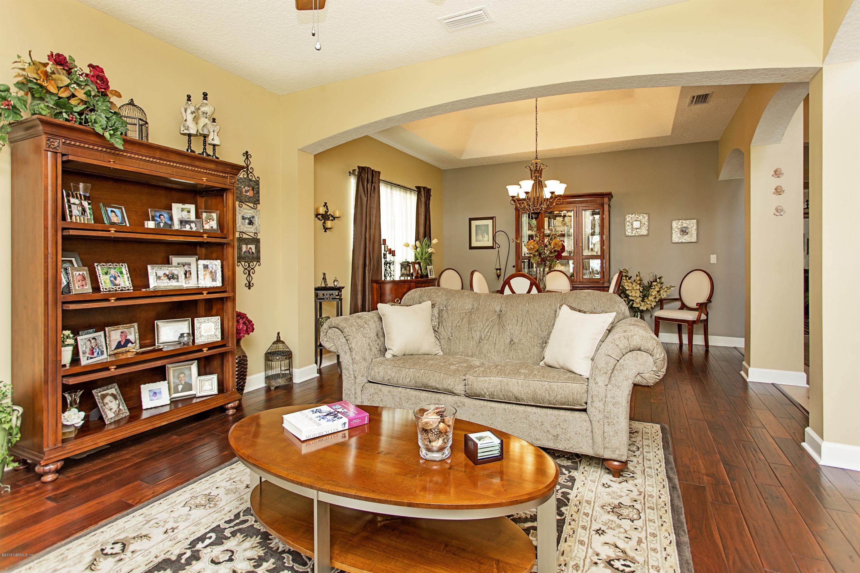 6027 Shadehill Road Jacksonville, FL 32258 - Photo 5 of 28 005_Living & Dining Room