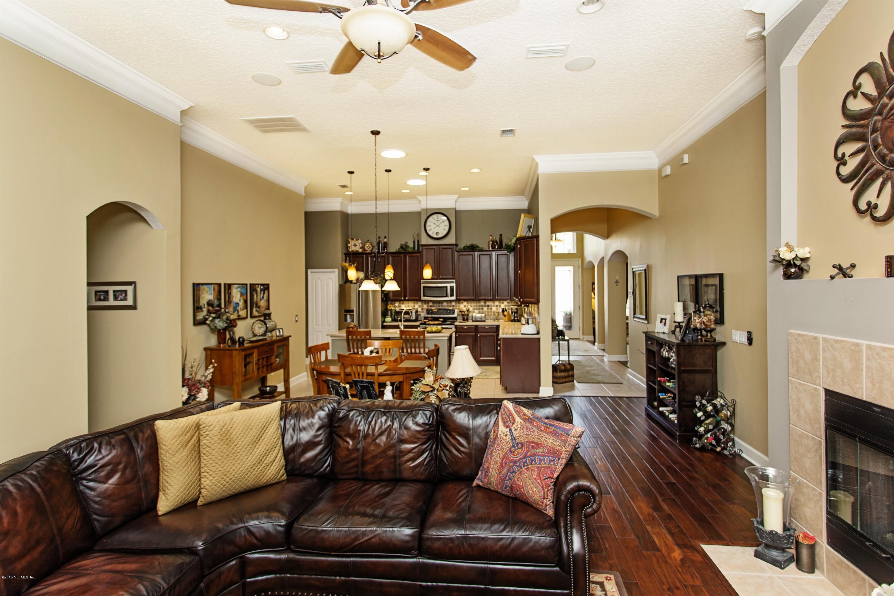6027 Shadehill Road Jacksonville, FL 32258 - Photo 8 of 28 008_Family Room