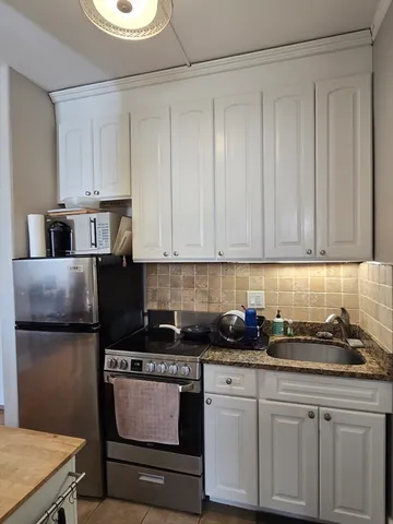 $3,100 | 21 Beacon Street, Unit 10C, Boston, MA 02108