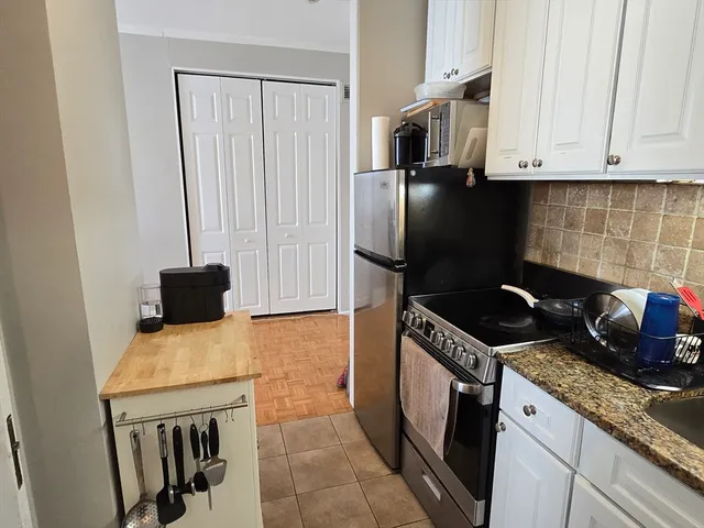 $3,100 | 21 Beacon Street, Unit 10C, Boston, MA 02108