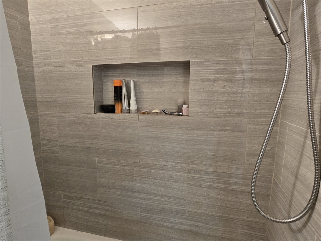 21 Beacon Street, Unit 10C Boston, MA 02108 - Photo 22 of 29