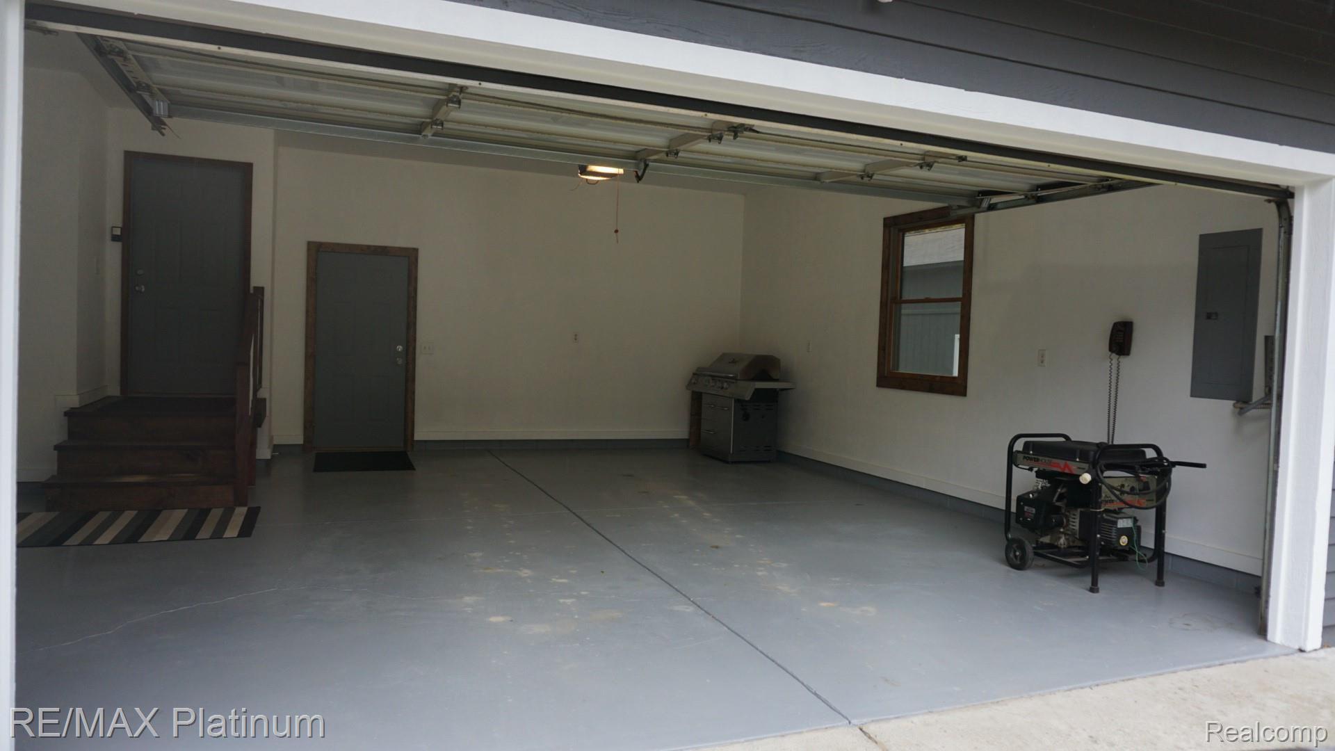 8284 Turner Road Fenton, MI 48430 - Photo 22 of 23 22.JPG