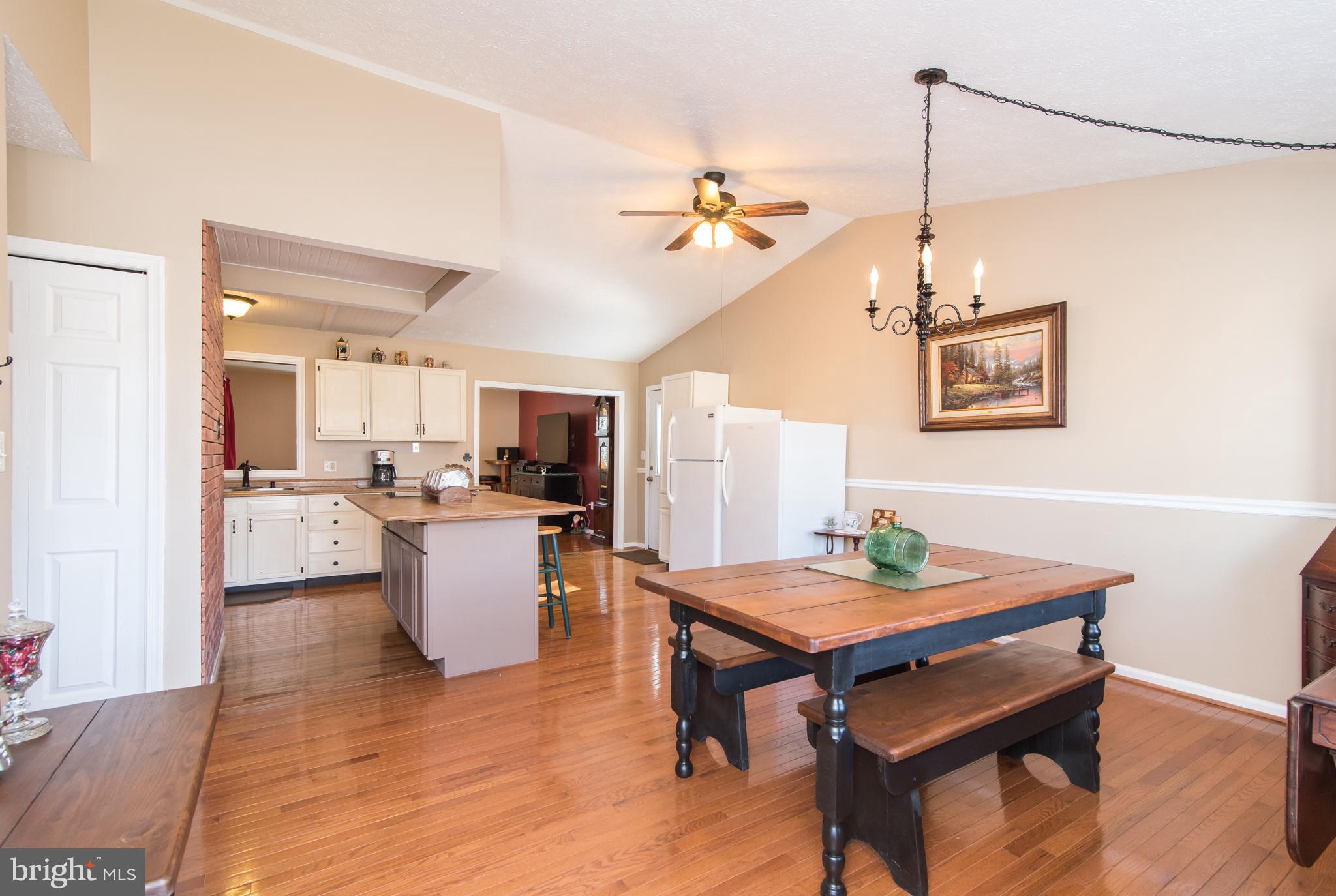 400 North Forrest Street Ranson, WV 25438 - Photo 5 of 53
