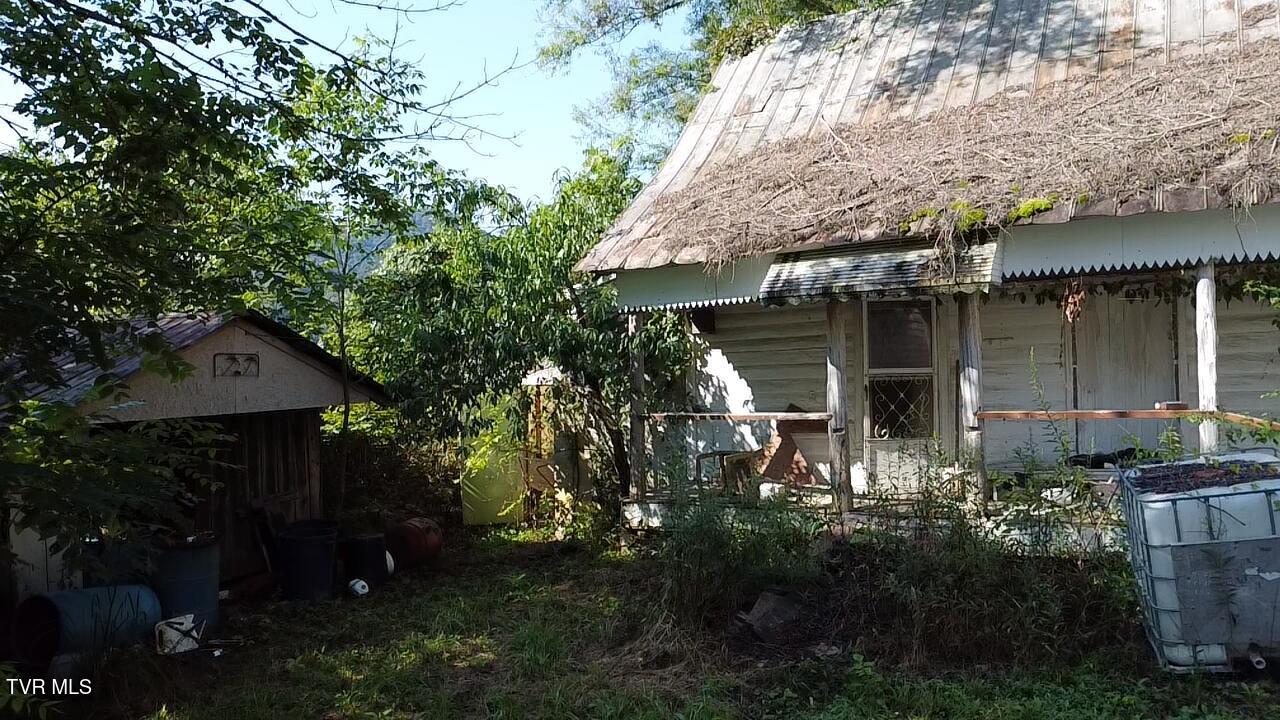 10519 Fairview Road Blackwater, VA 24221 - Photo 5 of 13 2025-08-16-10-14-27-175