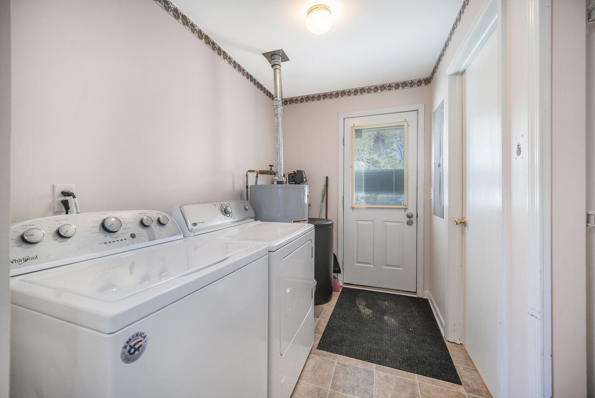 390 Ambs Road Michigan Center, MI 49254 - Photo 12 of 35 Laundry, mud room