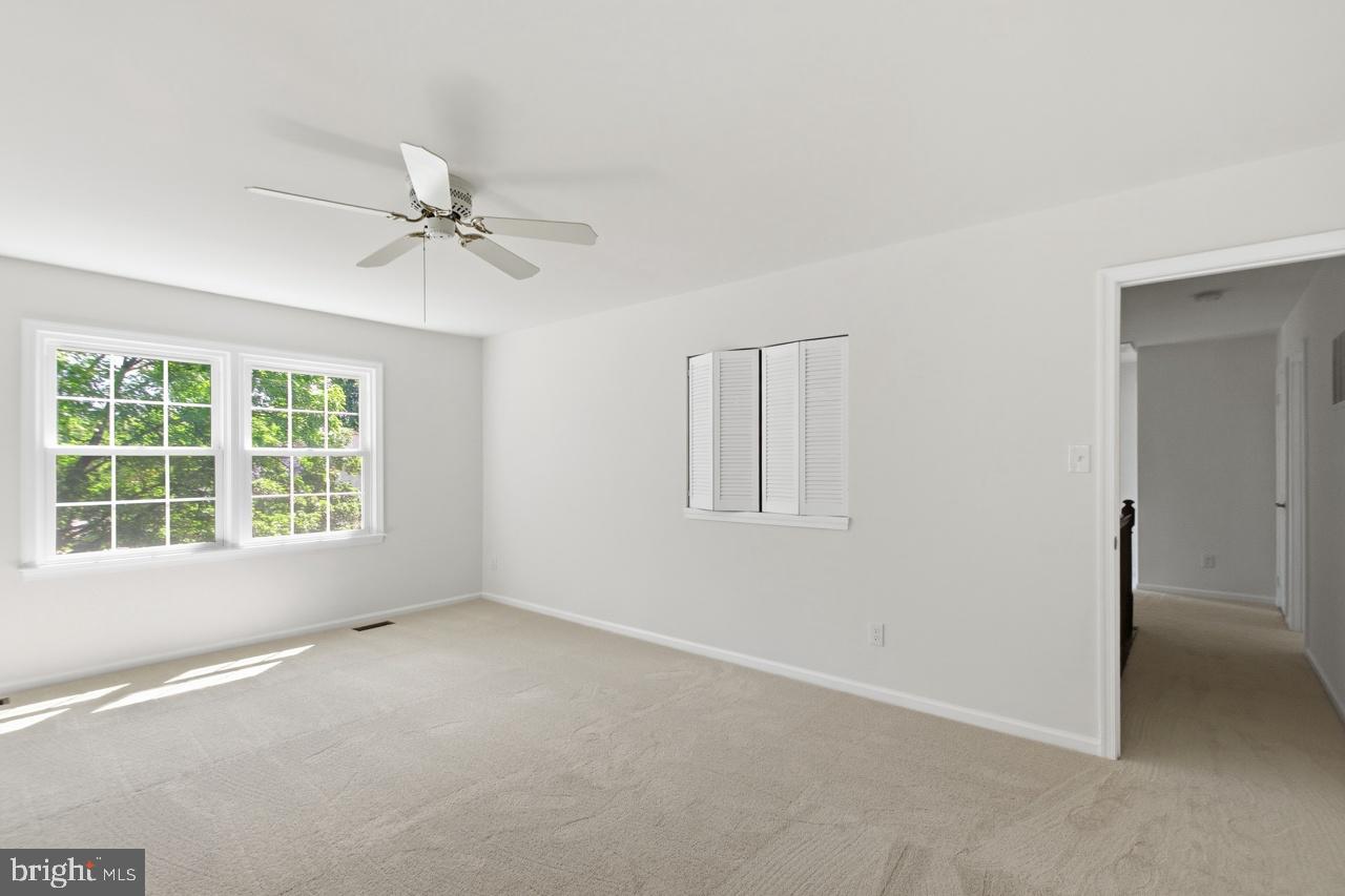 7100 Counter Place Burke, VA 22015 - Photo 29 of 54 Owner’s suite with TV niche or your choice