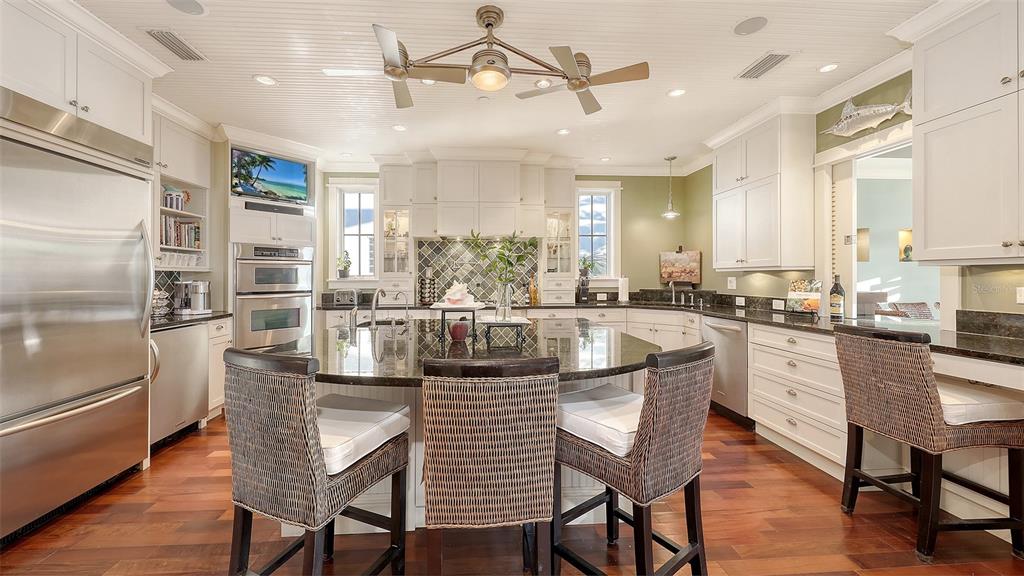 4941 Commonwealth Drive Sarasota, FL 34242 - Photo 22 of 88 Gallery Image 22