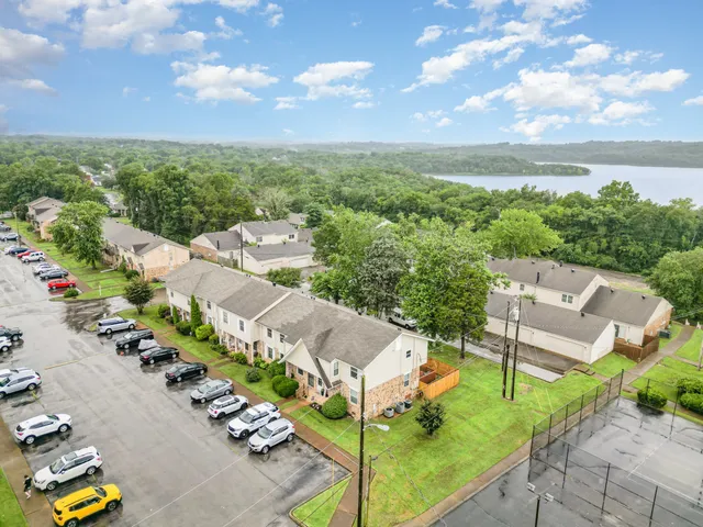 $1,700 | 3880 Priest Lake Drive, Unit 21, Nashville, TN 37217