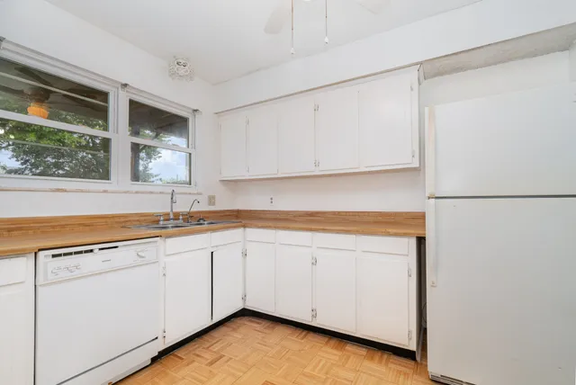 $1,700 | 3880 Priest Lake Drive, Unit 21, Nashville, TN 37217