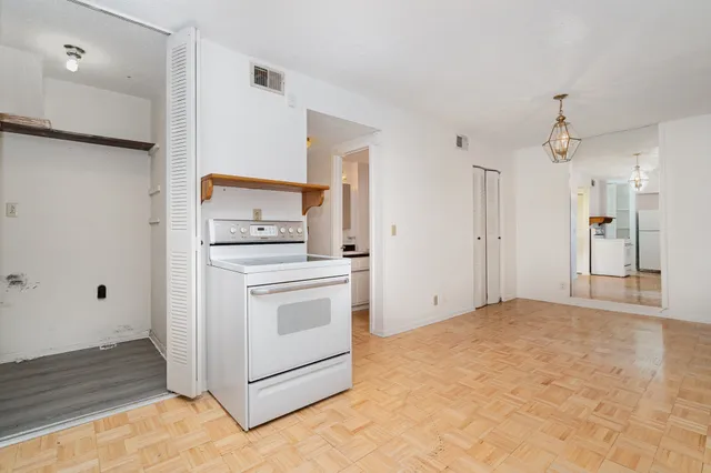 $1,700 | 3880 Priest Lake Drive, Unit 21, Nashville, TN 37217