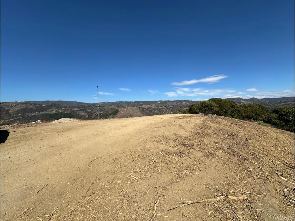45761 Camaron Road Temecula, CA 92590 - Photo 37 of 52 Gallery Image 37