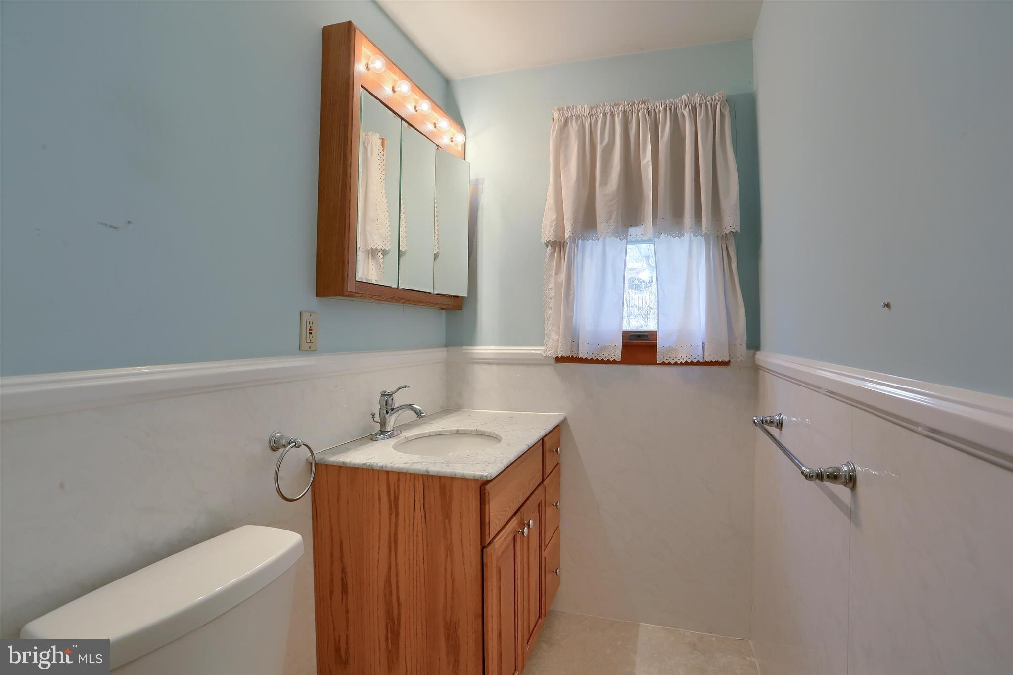 1132 Loop Drive Harrisburg, PA 17112 - Photo 20 of 43