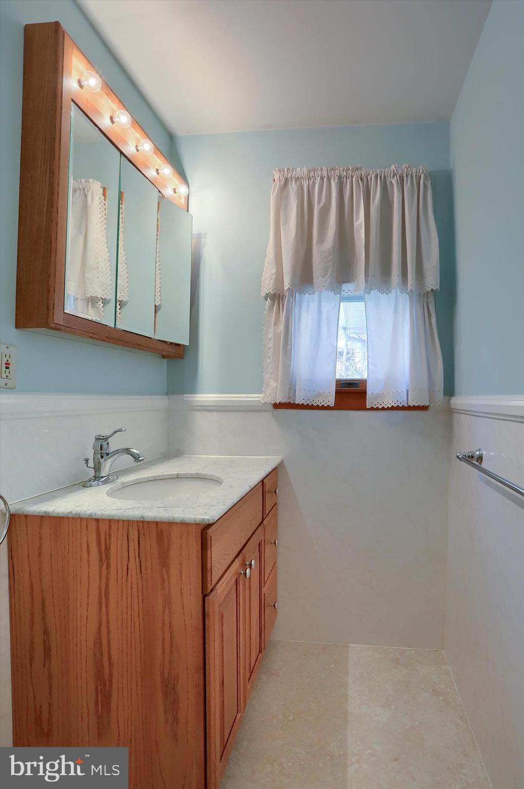 1132 Loop Drive Harrisburg, PA 17112 - Photo 21 of 43