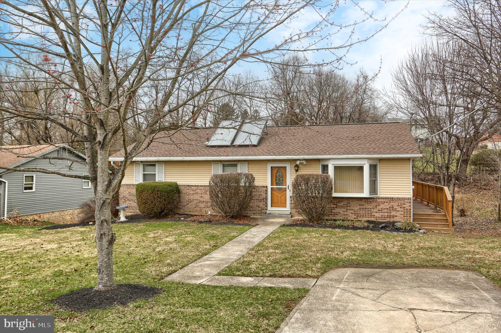 1132 Loop Drive Harrisburg, PA 17112 - Photo 4 of 43