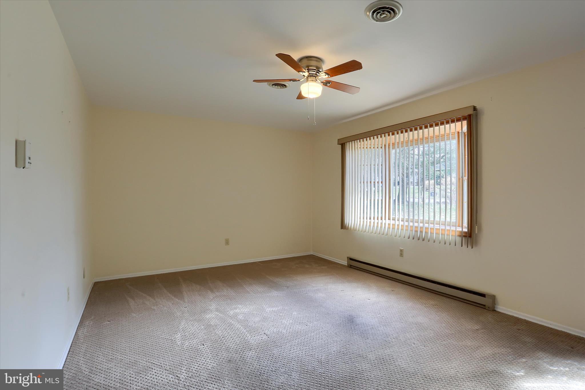 1132 Loop Drive Harrisburg, PA 17112 - Photo 6 of 43