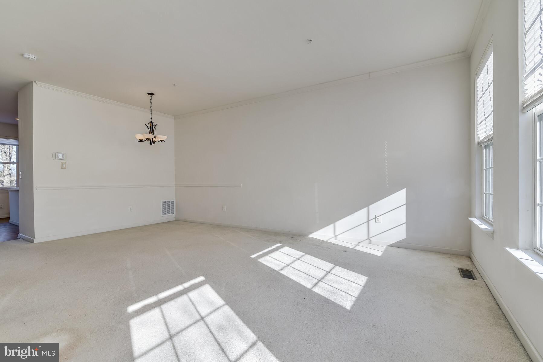 2930 St Helen Circle Silver Spring, MD 20906 - Photo 6 of 50 Gallery Image 6