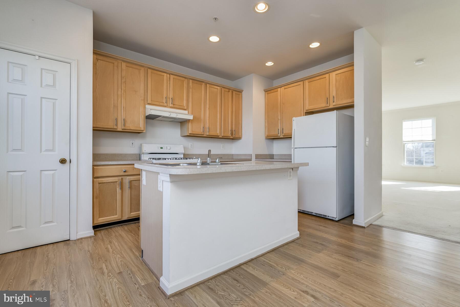 2930 St Helen Circle Silver Spring, MD 20906 - Photo 8 of 50 Gallery Image 8