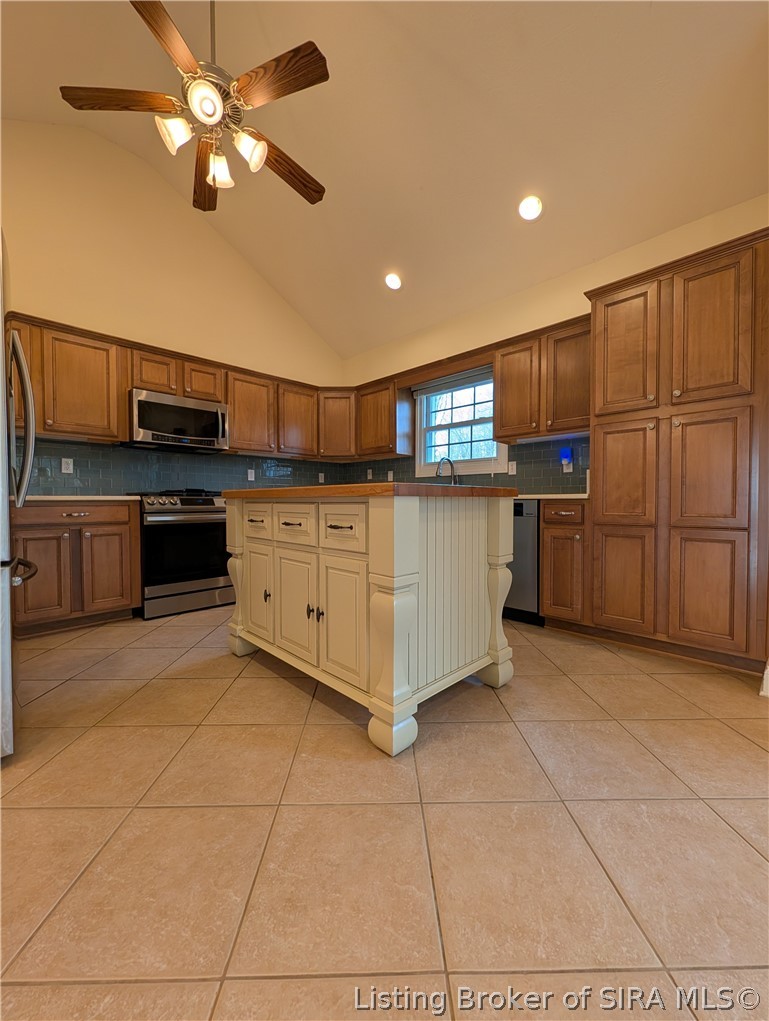 7422 Voyles Road Greenville, IN 47124 - Photo 11 of 57 Gallery Image 11