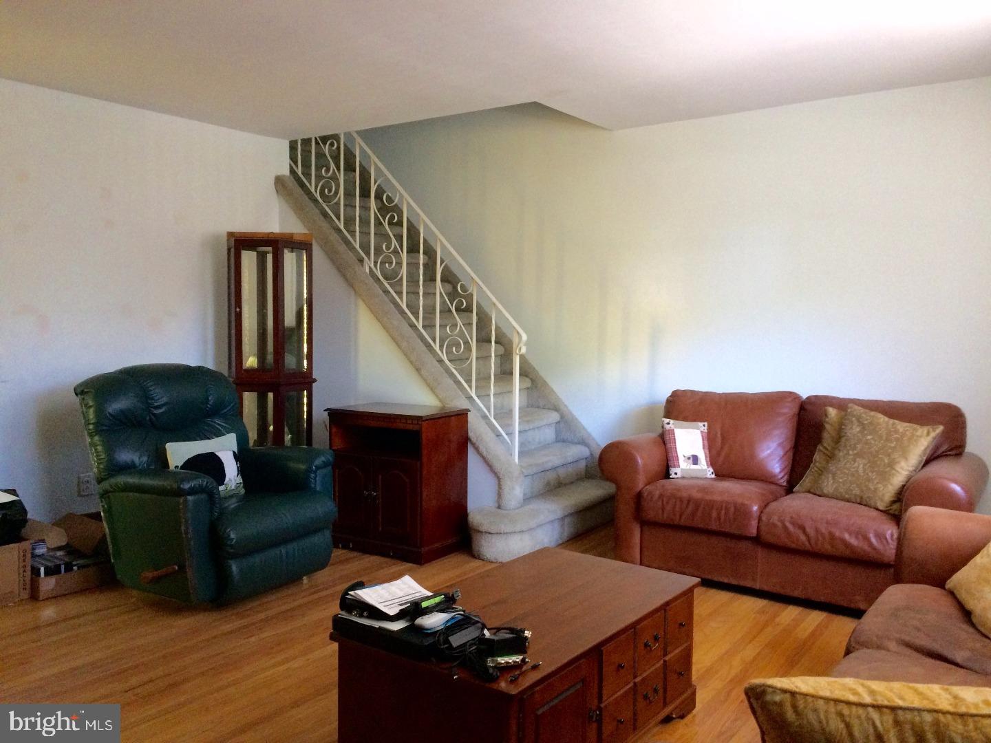 11117 Ridgeway Street Philadelphia, PA 19116 - Photo 4 of 19 Gallery Image 4