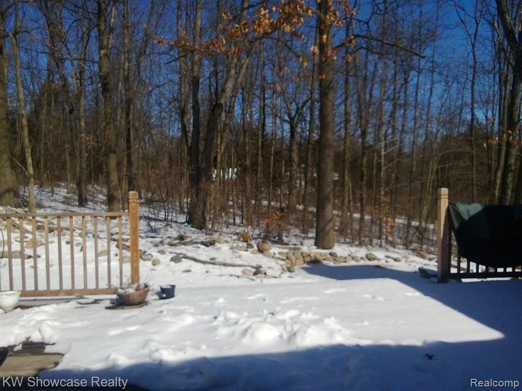 355 Rosell Road Holly, MI 48442 - Photo 23 of 24 WP_20130304_028.jpg