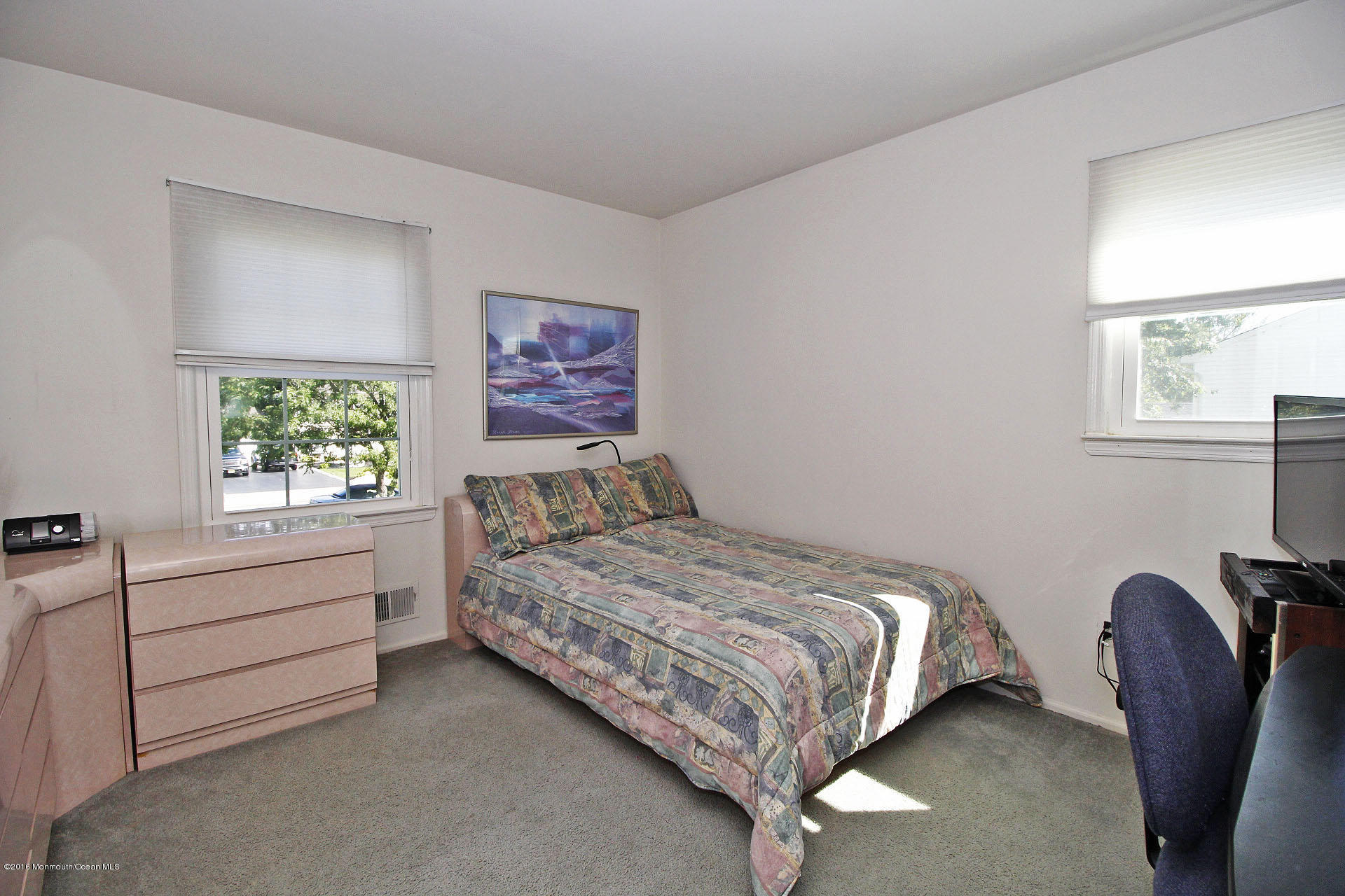 10 Reston Road Manalapan, NJ 07726 - Photo 18 of 24 Second Bedroom
