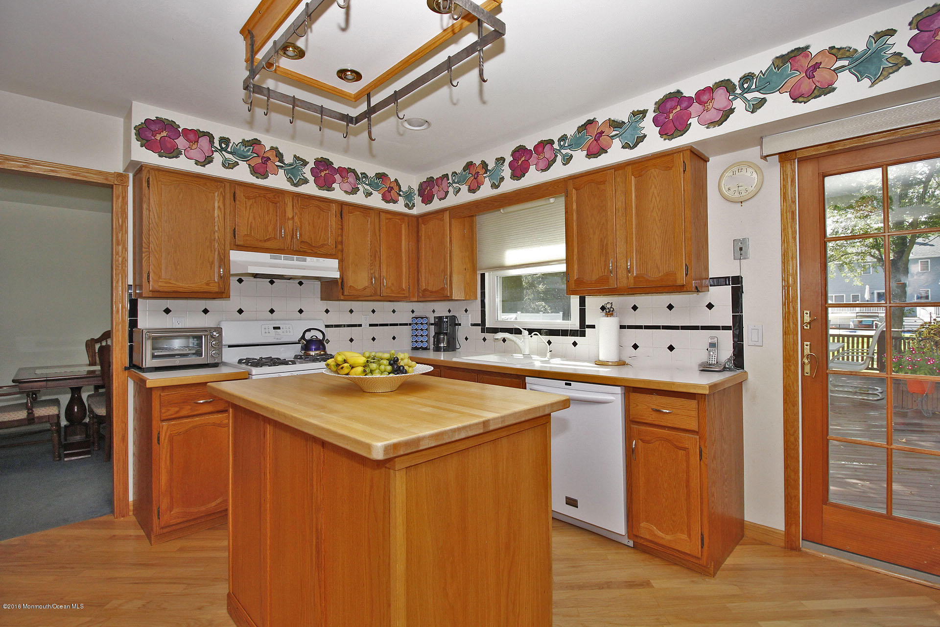 10 Reston Road Manalapan, NJ 07726 - Photo 8 of 24 Kitchen 1