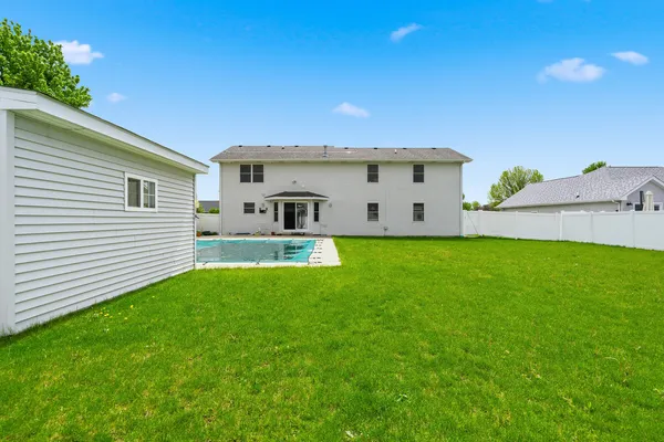 $425,000 | 855 Magnolia Drive, Bourbonnais, IL 60914