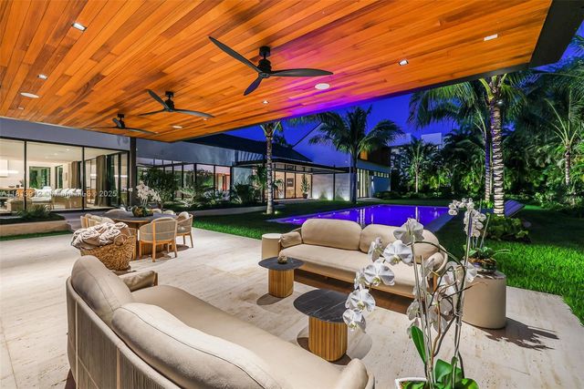 $15,660,000 | 4820 Southwest 86th Terrace, Miami, FL 33143