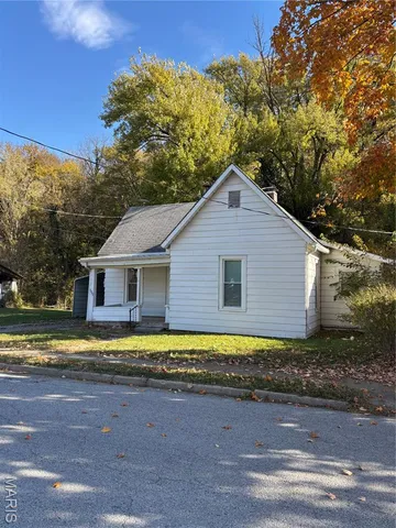 $85,900 | 1100 Fulton Avenue, Hannibal, MO 63401