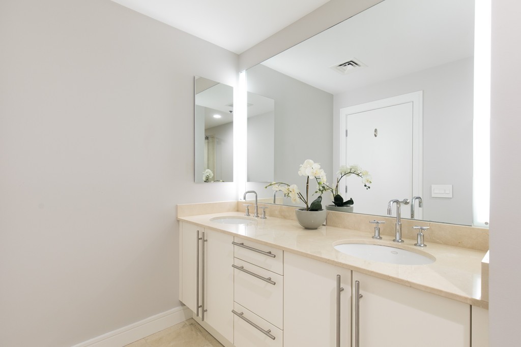2420 Beacon Street, Unit PH6 Boston, MA 02467 - Photo 16 of 25