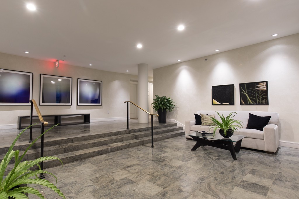 2420 Beacon Street, Unit PH6 Boston, MA 02467 - Photo 24 of 25