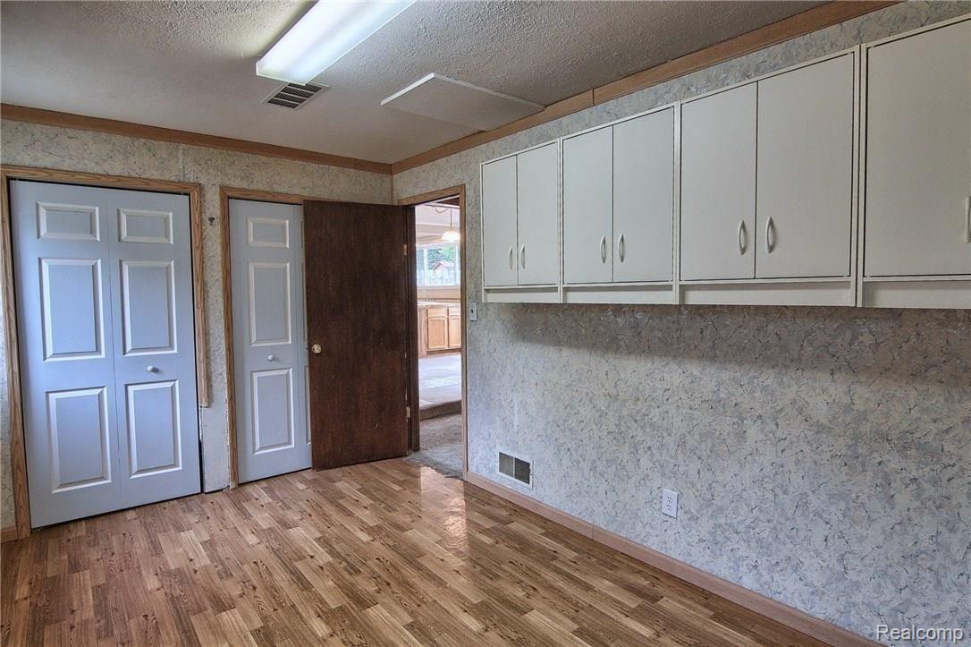 9174 Field Road Algonac, MI 48001 - Photo 18 of 25 3rd_Bedroom_2nd_View.jpg