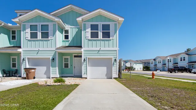 $2,200 | 7467 Shadow Lake Drive, Panama City Beach, FL 32407