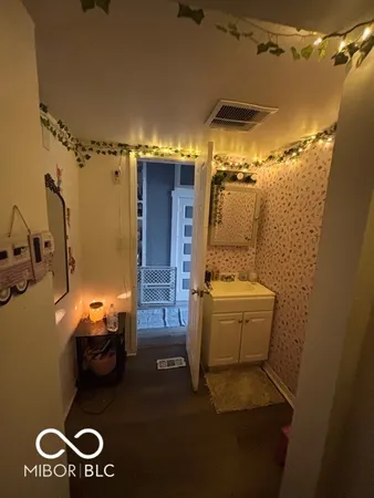 $69,900 | 1700 South Walnut Street, Muncie, IN 47302