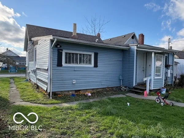 $69,900 | 1700 South Walnut Street, Muncie, IN 47302