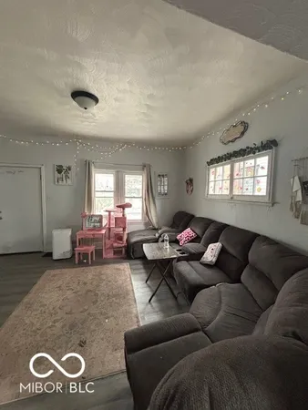 $69,900 | 1700 South Walnut Street, Muncie, IN 47302