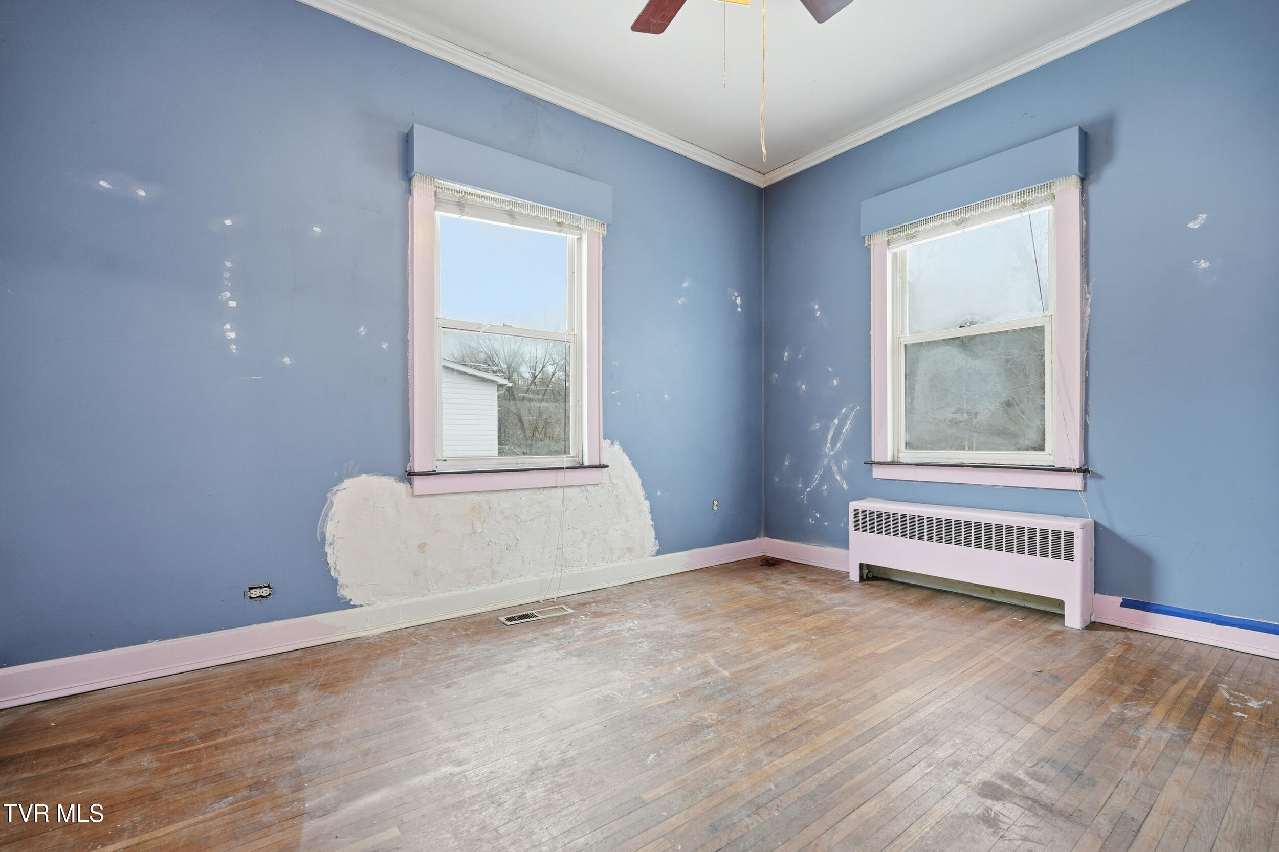 1736 Main Avenue Southwest Norton, VA 24273 - Photo 14 of 39 IMG_0957