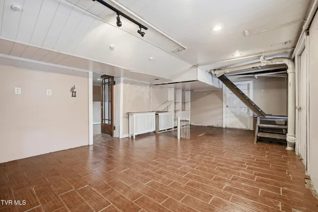 $175,000 | 1736 Main Avenue Southwest, Norton, VA 24273