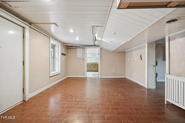 $175,000 | 1736 Main Avenue Southwest, Norton, VA 24273