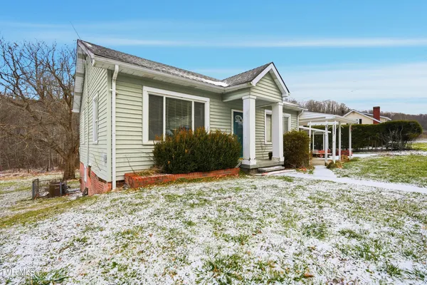 $169,000 | 1736 Main Avenue Southwest, Norton, VA 24273