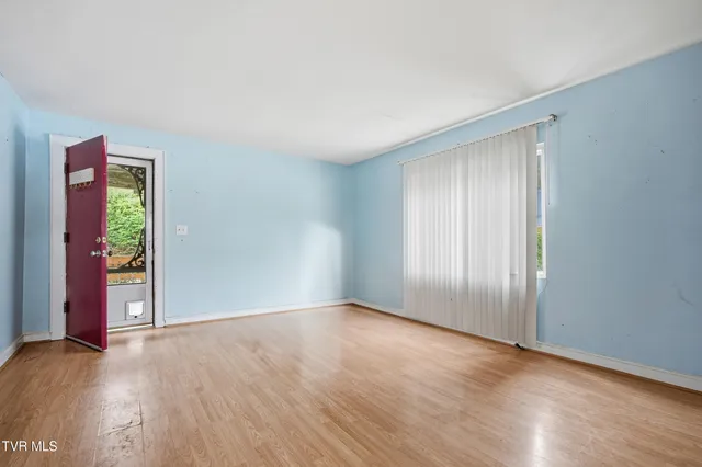 $175,000 | 1736 Main Avenue Southwest, Norton, VA 24273