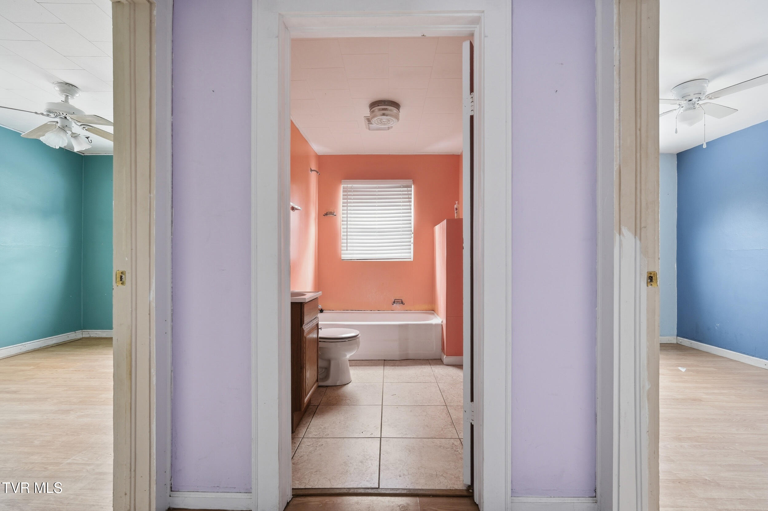 1736 Main Avenue Southwest Norton, VA 24273 - Photo 28 of 39 IMG_0971