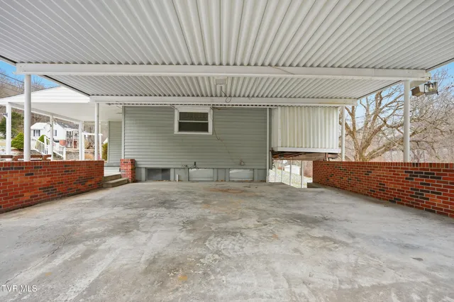 $175,000 | 1736 Main Avenue Southwest, Norton, VA 24273