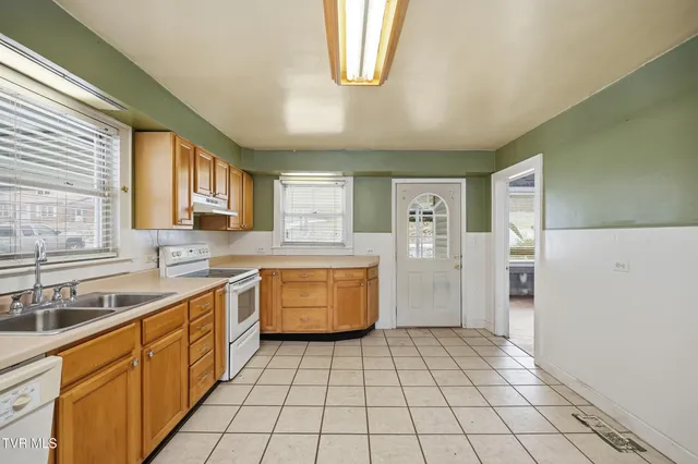 $175,000 | 1736 Main Avenue Southwest, Norton, VA 24273