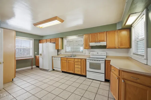 $175,000 | 1736 Main Avenue Southwest, Norton, VA 24273