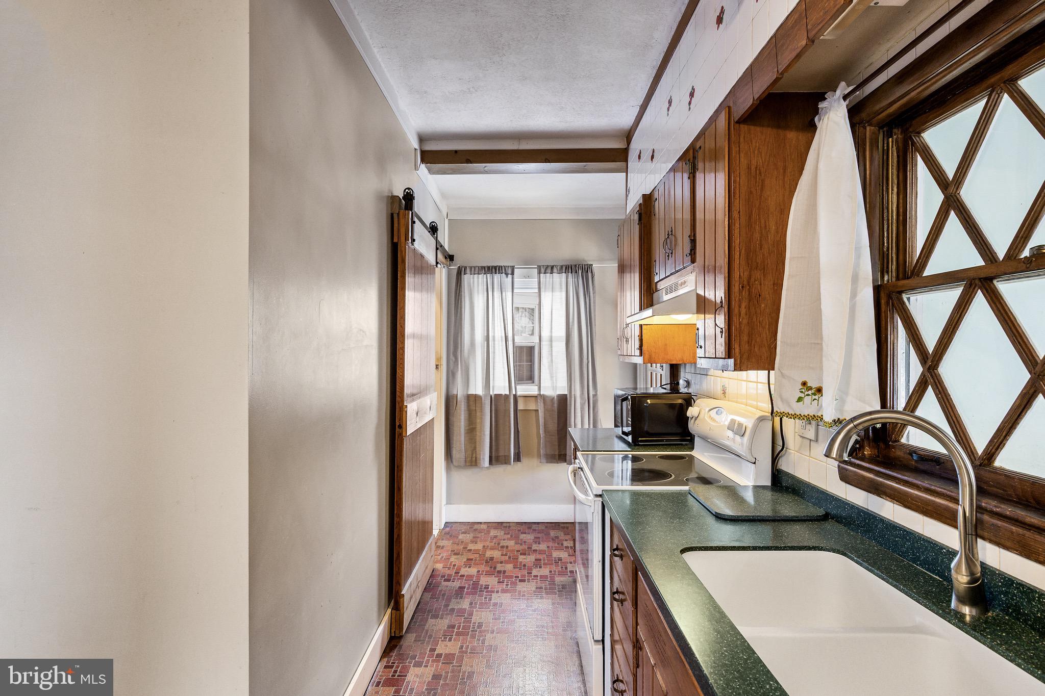 116 Lippincott Avenue Riverside, NJ 08075 - Photo 15 of 34 Kitchen