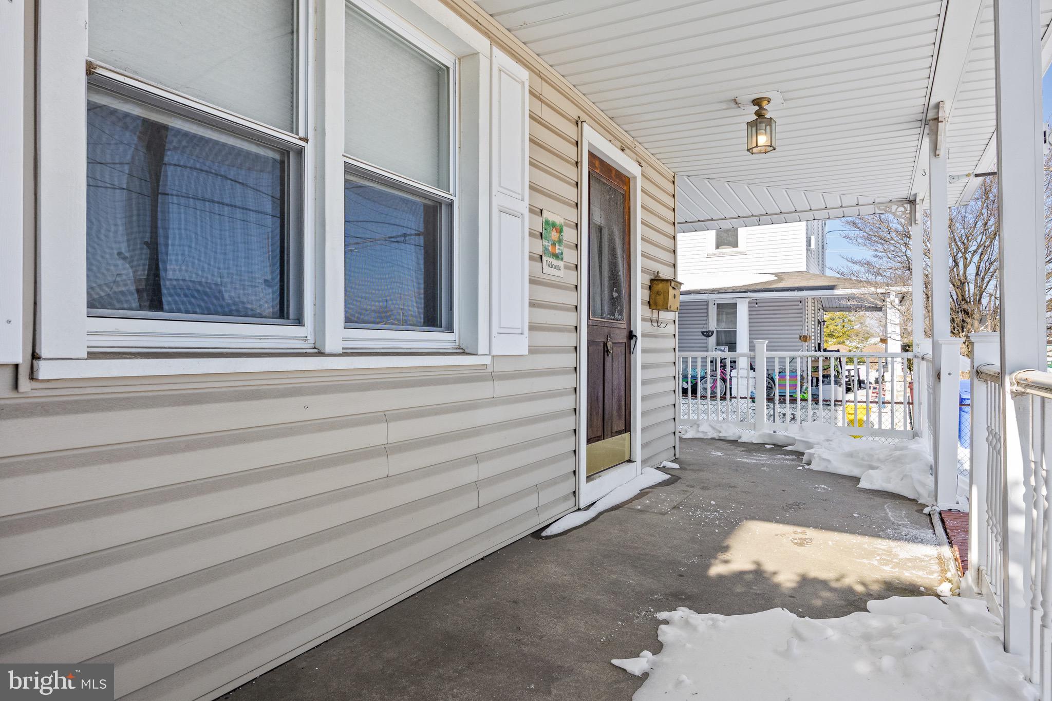 116 Lippincott Avenue Riverside, NJ 08075 - Photo 3 of 34 Front porch